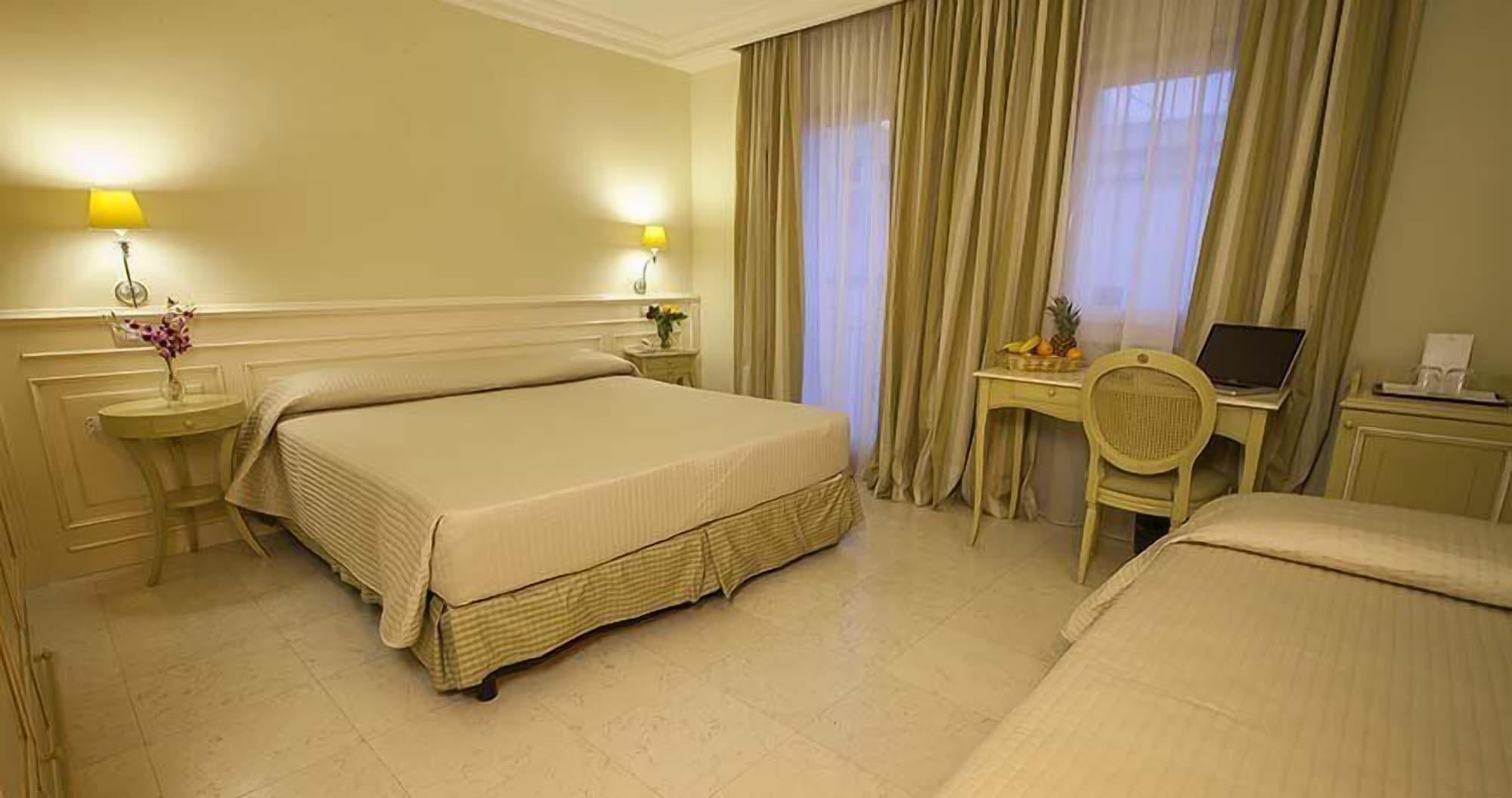 Palace Hotel Βιέστε Εξωτερικό φωτογραφία