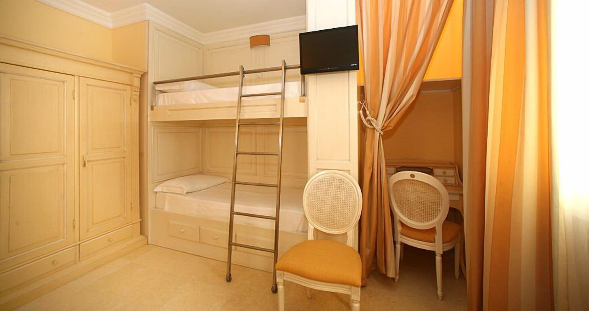 Palace Hotel Βιέστε Εξωτερικό φωτογραφία