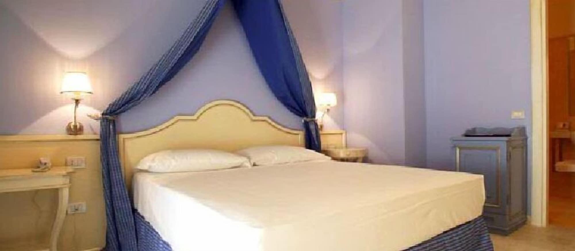 Palace Hotel Βιέστε Εξωτερικό φωτογραφία