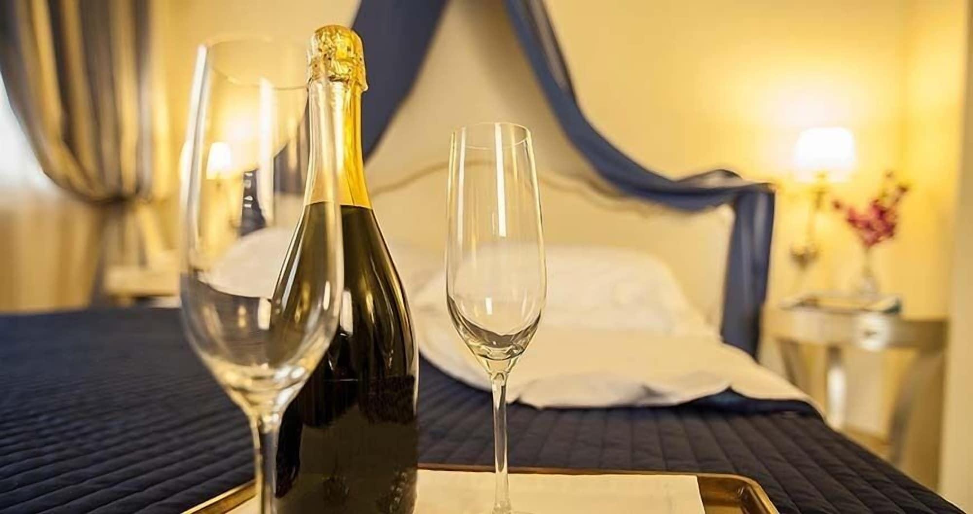Palace Hotel Βιέστε Εξωτερικό φωτογραφία