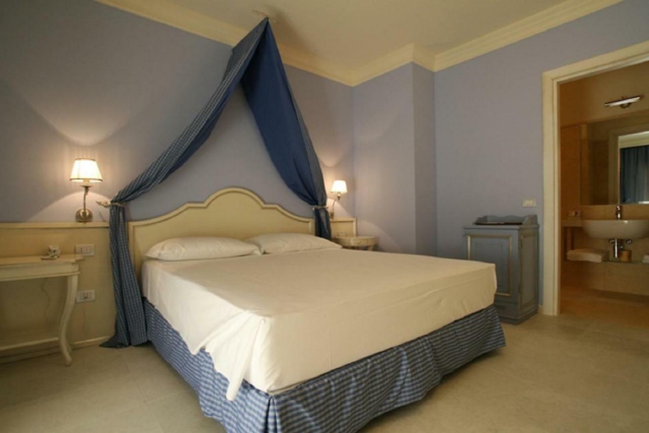 Palace Hotel Βιέστε Εξωτερικό φωτογραφία